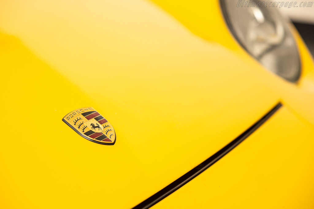 Porsche 911 Carrera RS 3.8