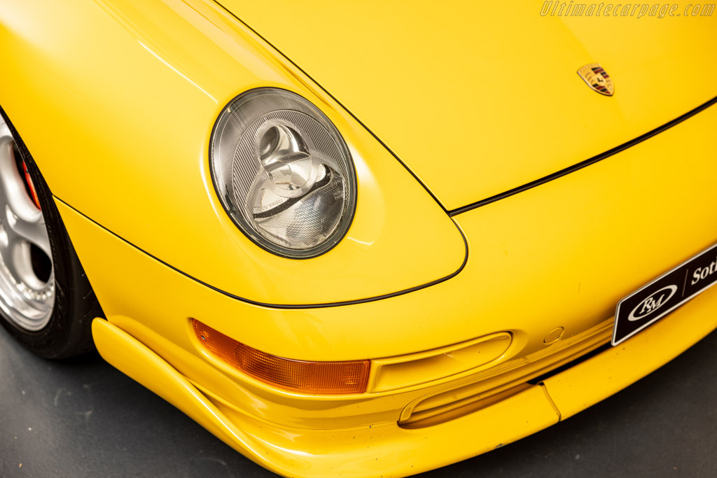 Porsche 911 Carrera RS 3.8