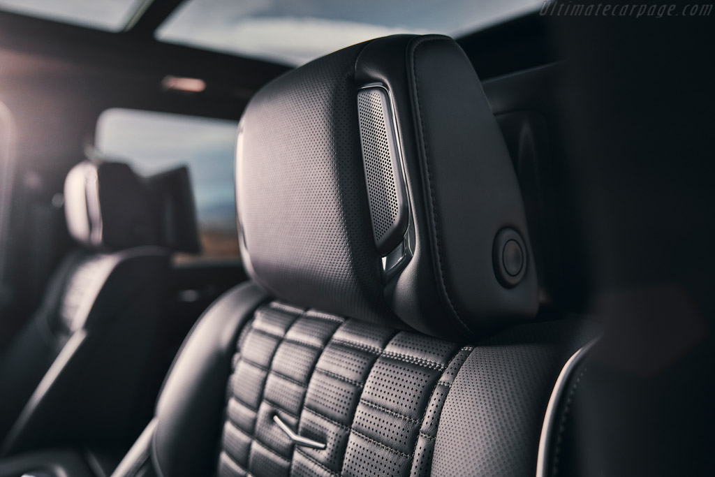 Cadillac Escalade-V