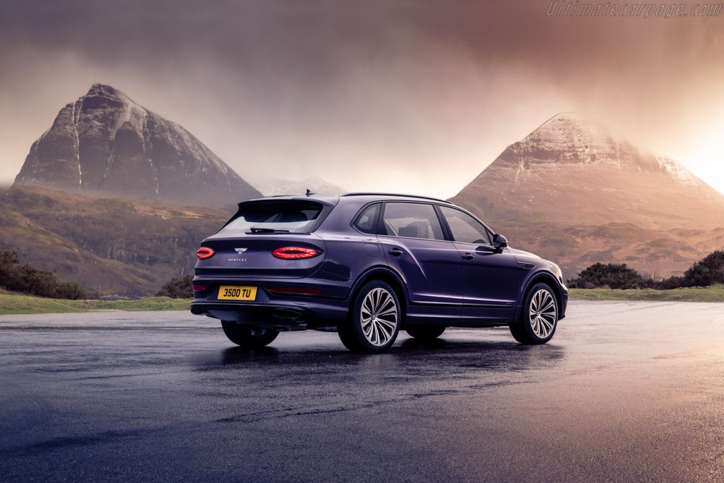 Bentley Bentayga V8 EWB