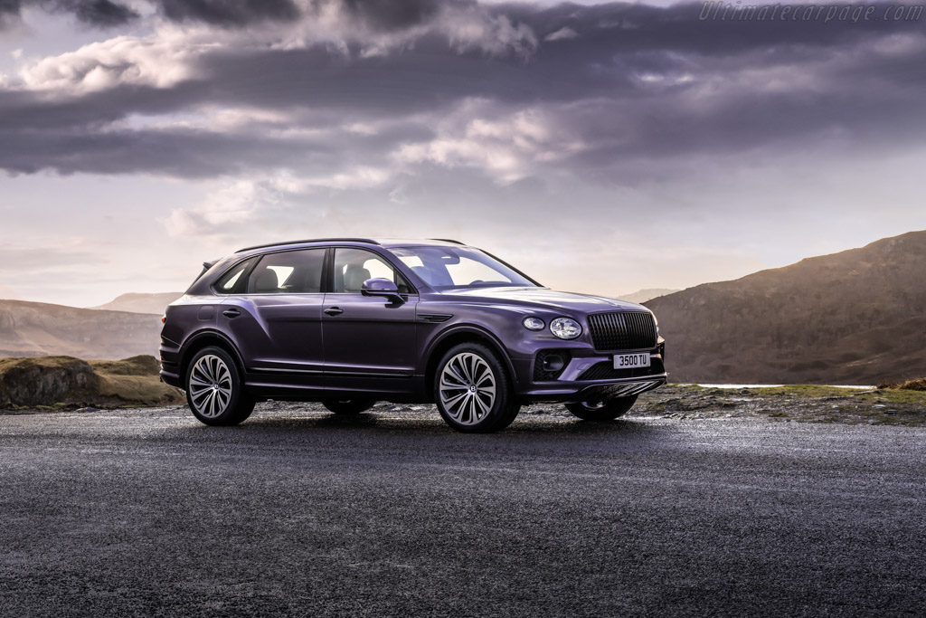 Bentley Bentayga V8 EWB