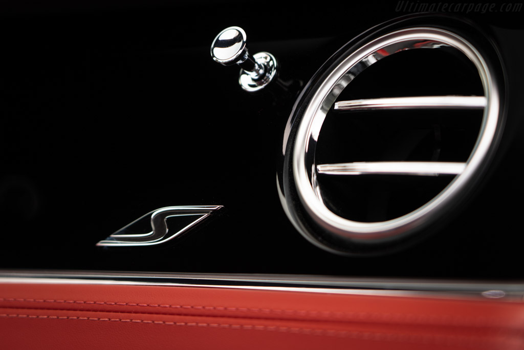 Bentley Continental Flying Spur S