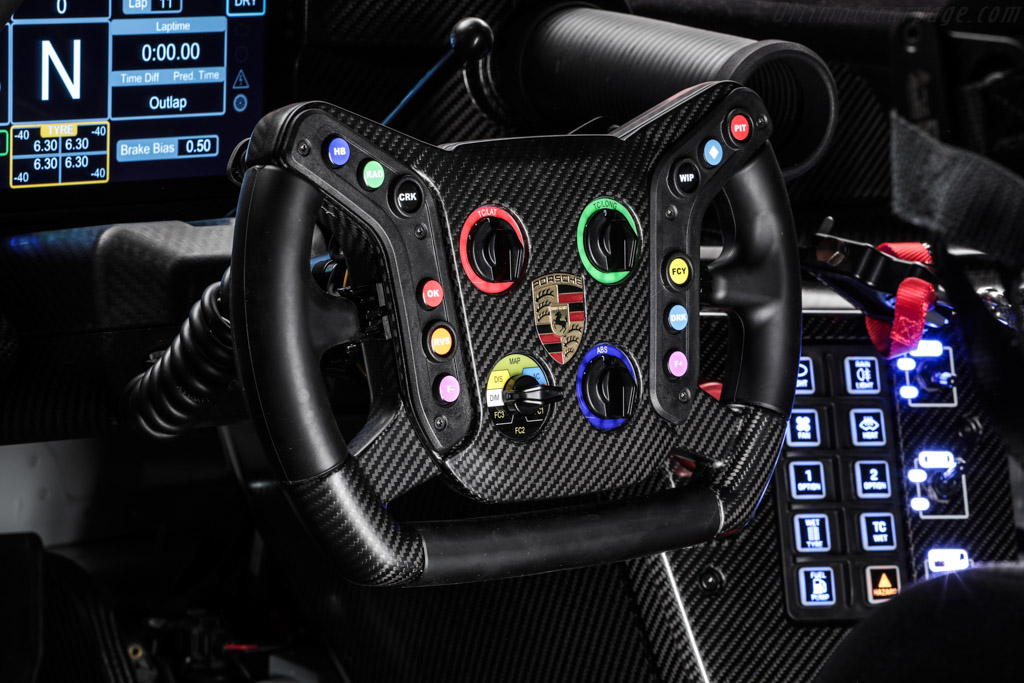 Porsche 911 GT3 R