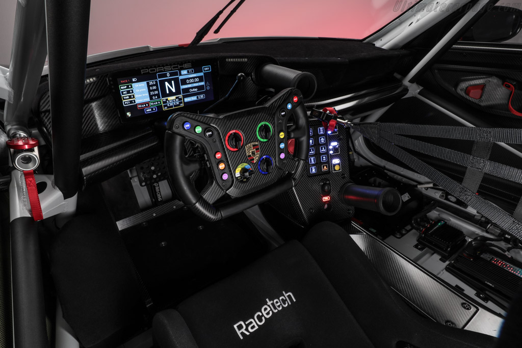 Porsche 911 GT3 R