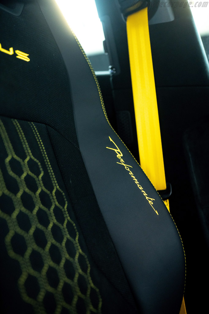 Lamborghini Urus Performante