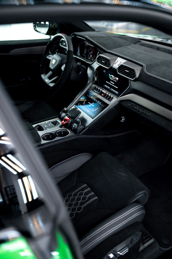 Lamborghini Urus Performante