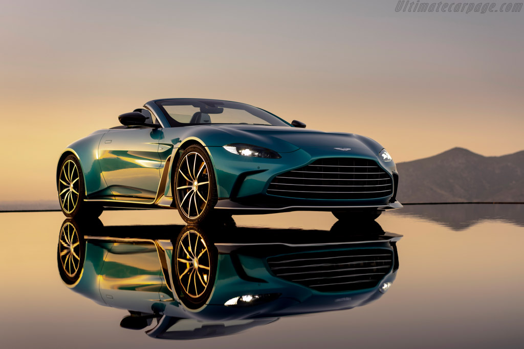 Aston Martin V12 Vantage Roadster