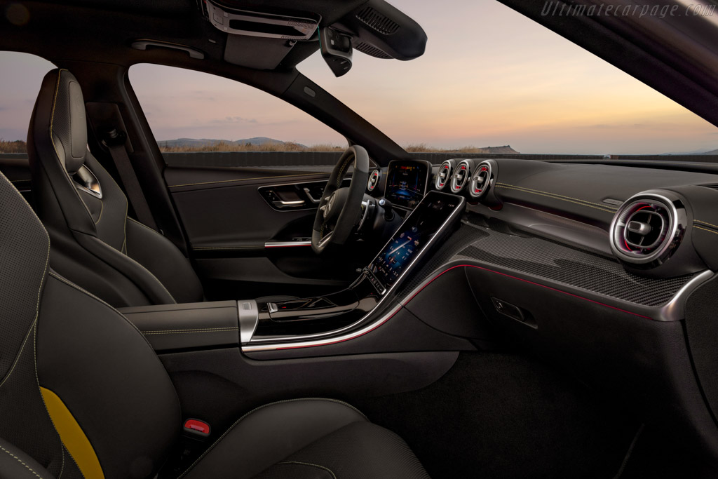 Mercedes-AMG C 63 S E Performance Sedan