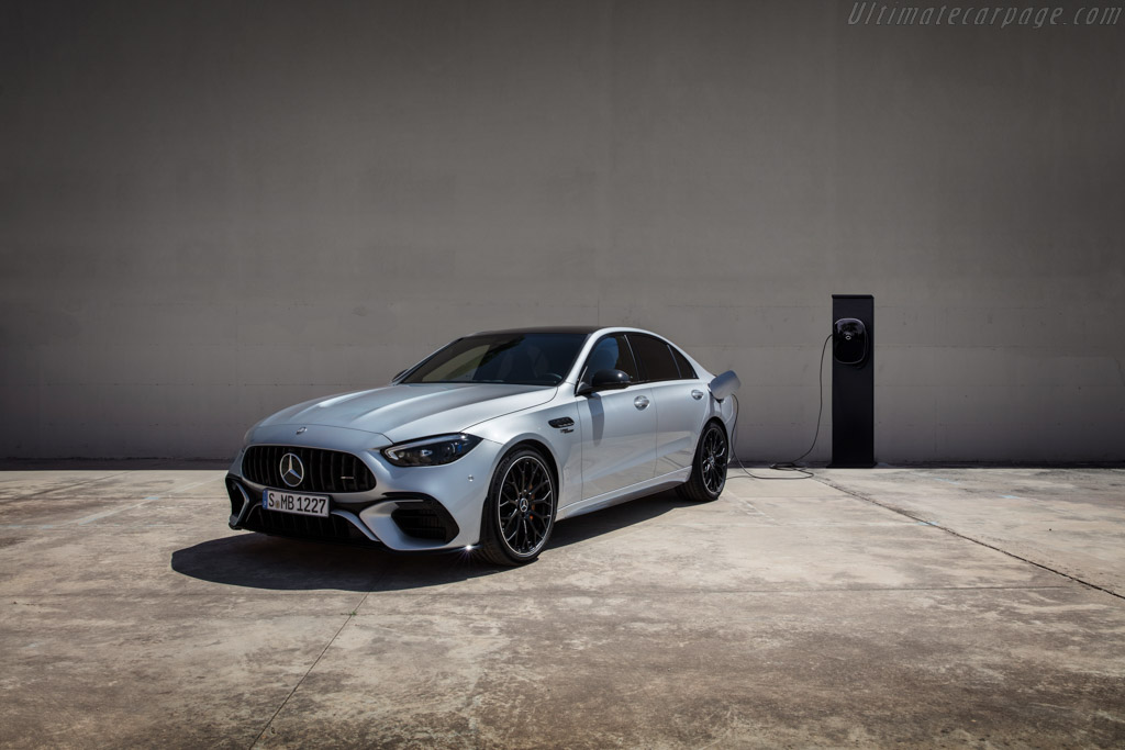 Mercedes-AMG C 63 S E Performance Sedan