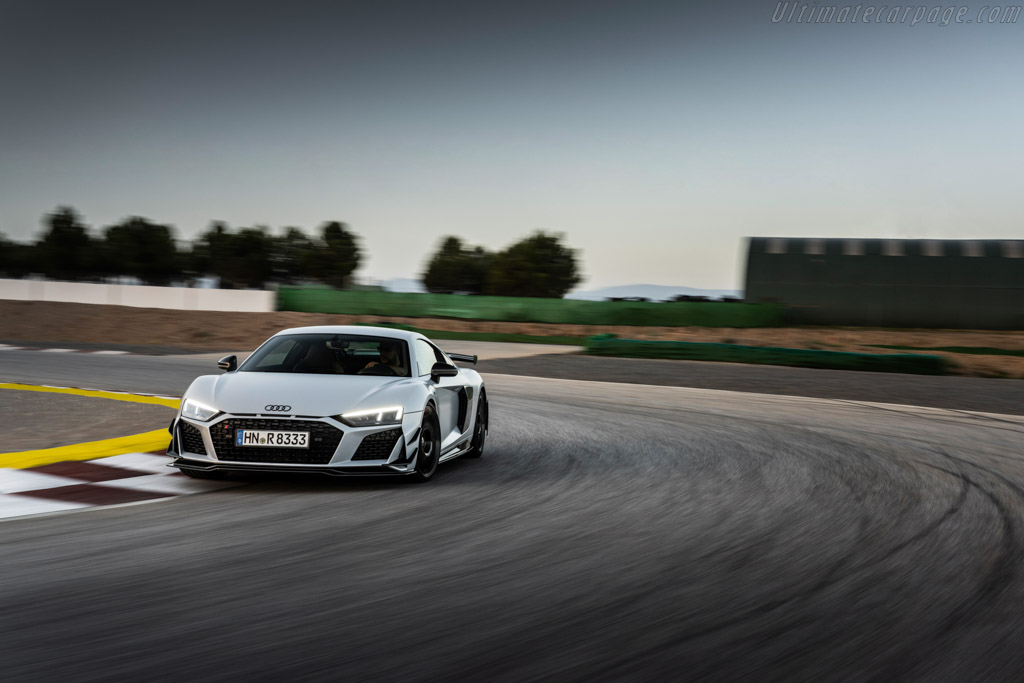 Audi R8 V10 GT RWD