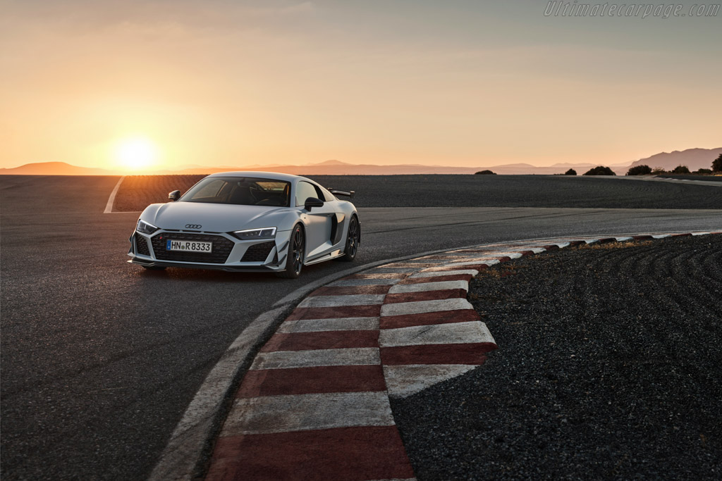Audi R8 V10 GT RWD