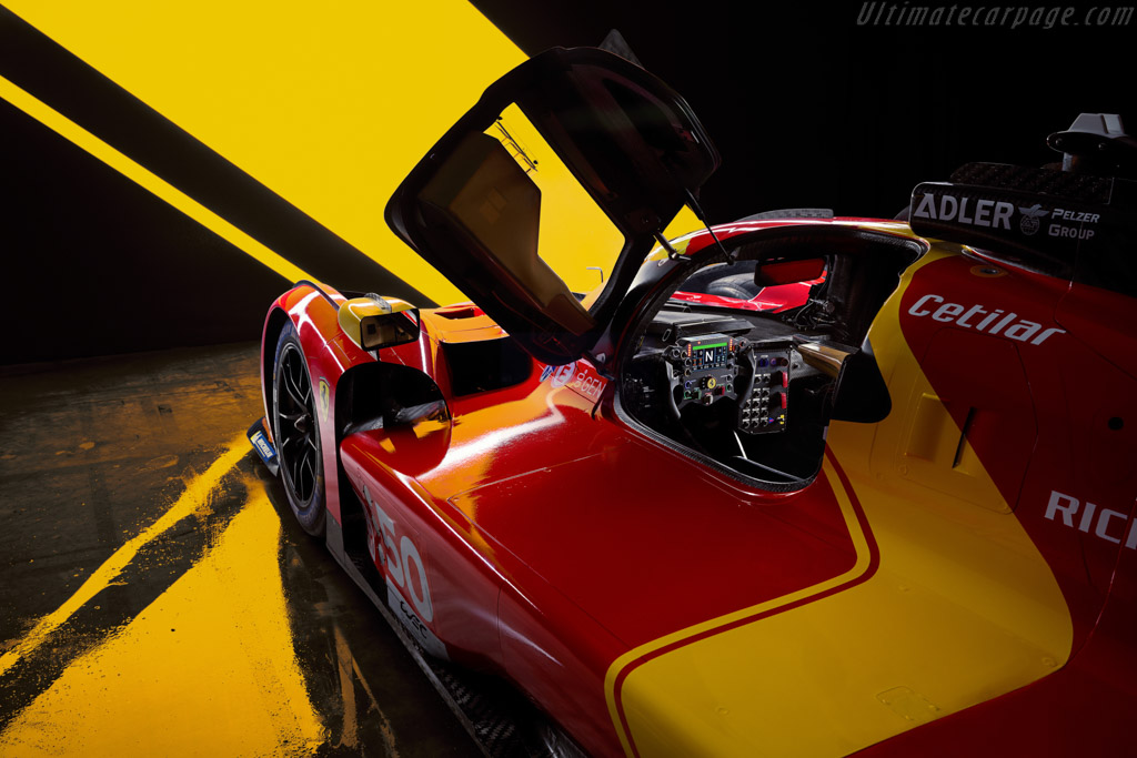 Ferrari 499P