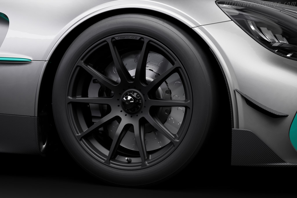 Mercedes-AMG GT2
