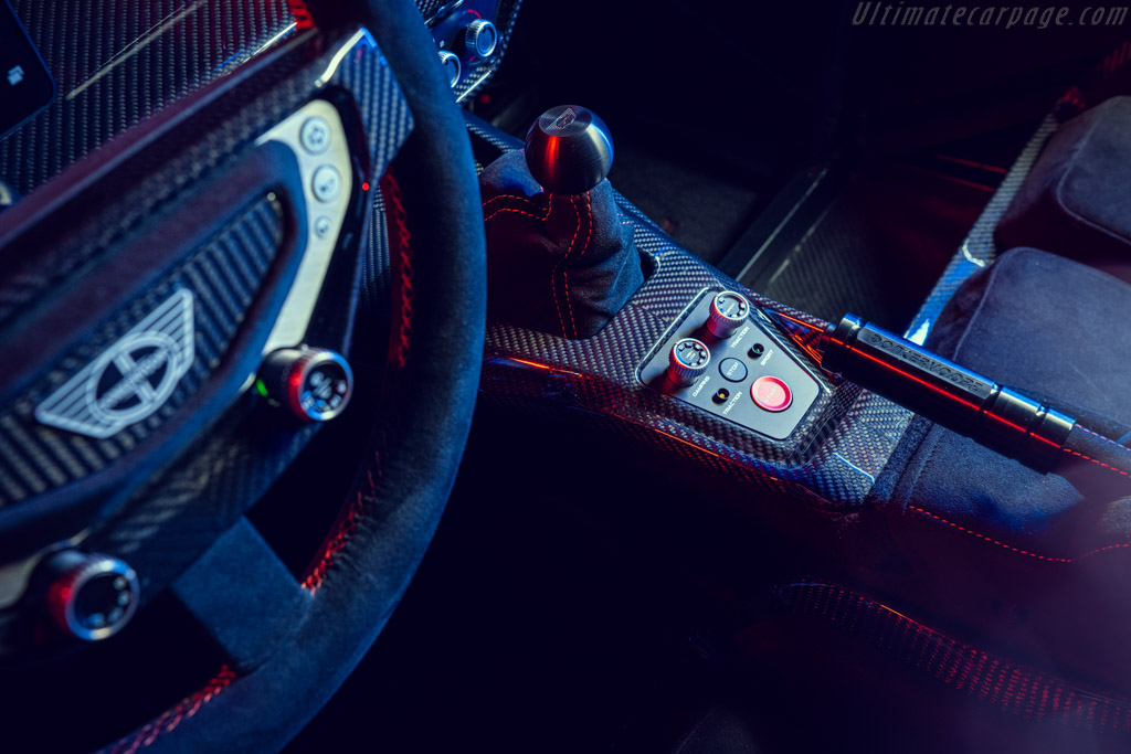 Donkervoort F22