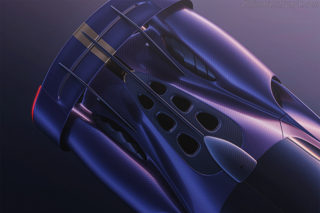 DeTomaso P900