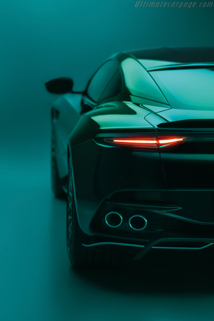 Aston Martin DBS 770 Ultimate