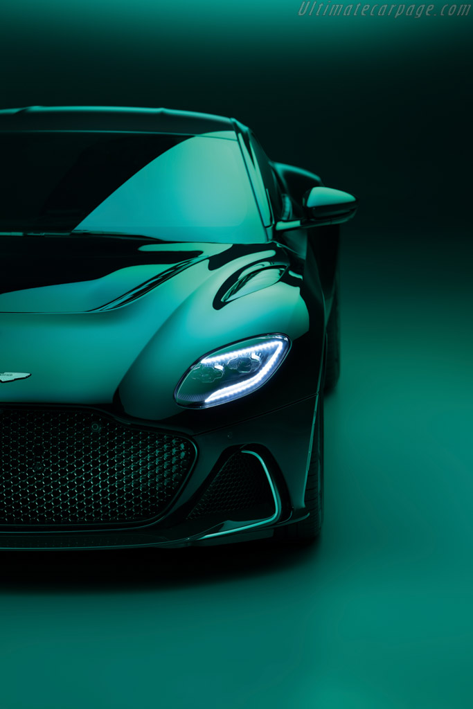 Aston Martin DBS 770 Ultimate