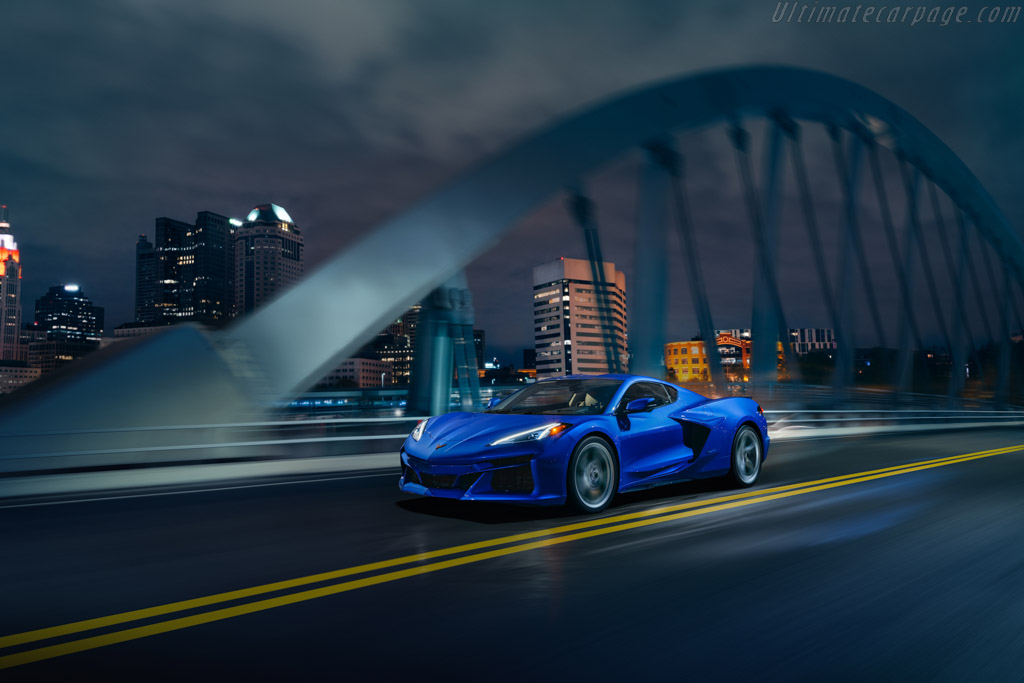 Chevrolet Corvette E-Ray Coupe