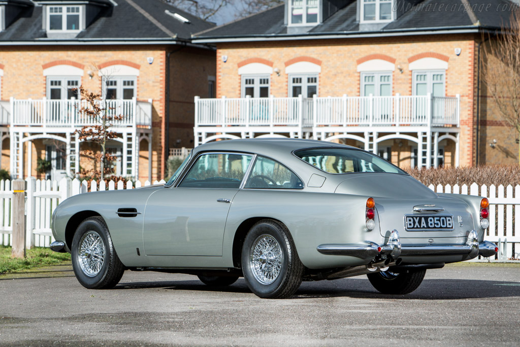 Aston Martin DB5