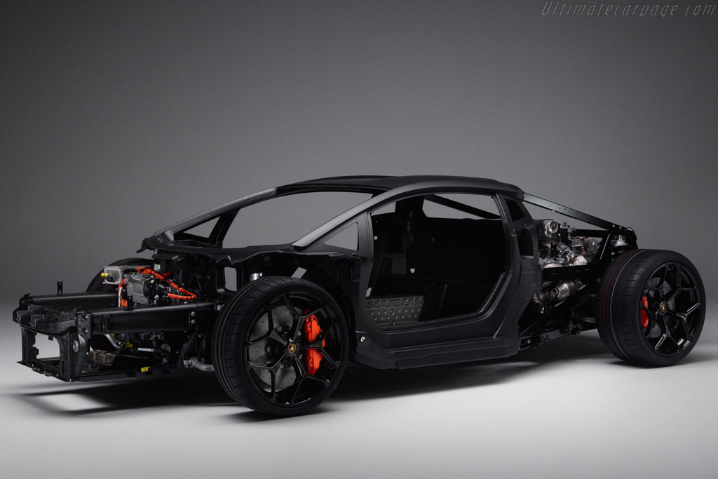 Lamborghini Revuelto