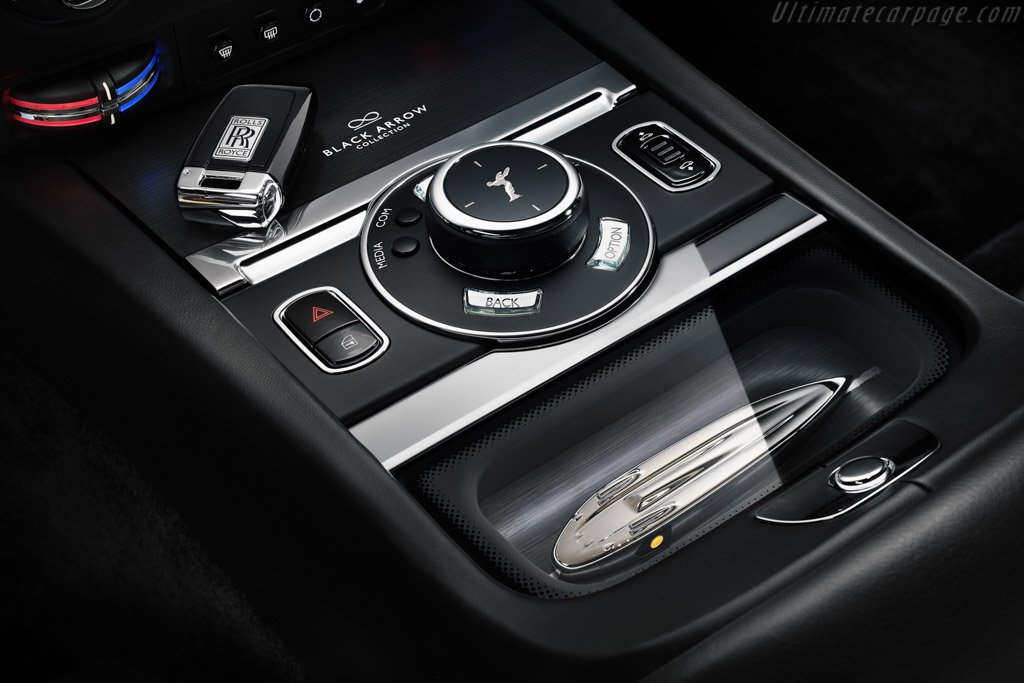Rolls-Royce Wraith Black Arrow