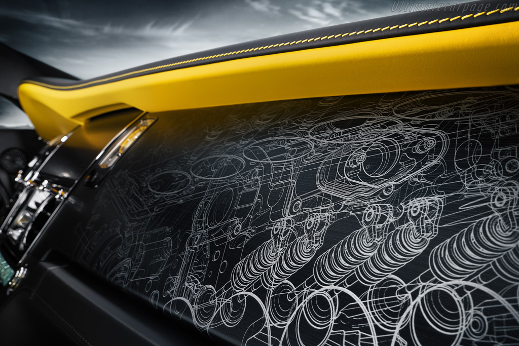 Rolls-Royce Wraith Black Arrow