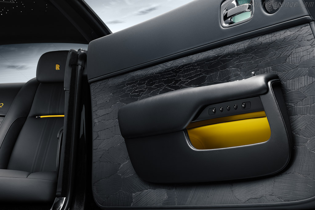 Rolls-Royce Wraith Black Arrow
