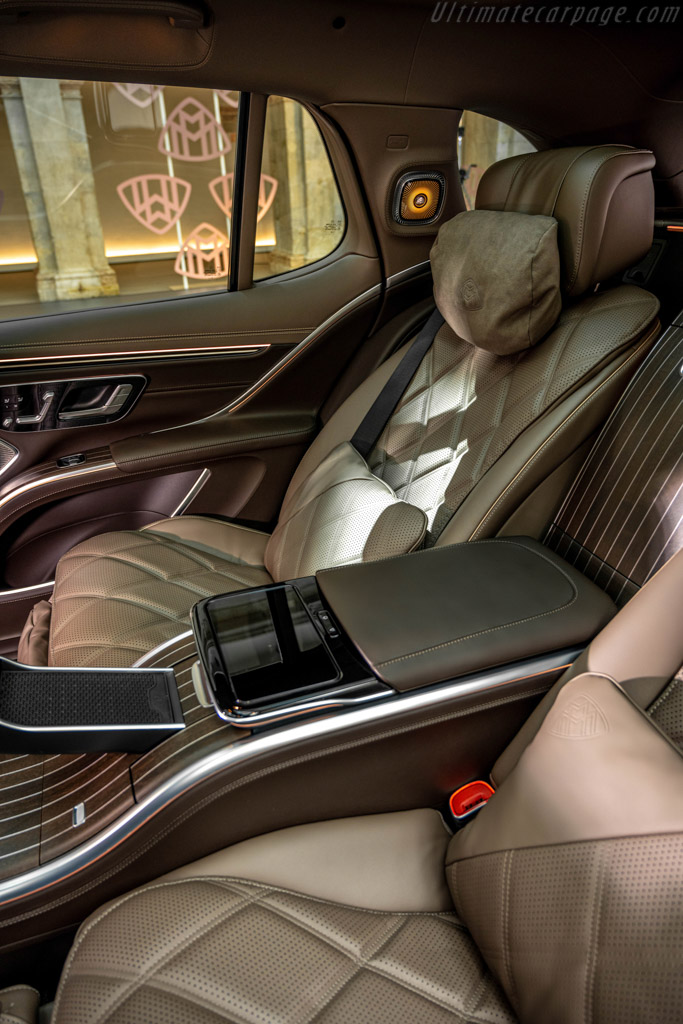 Mercedes-Maybach EQS 680