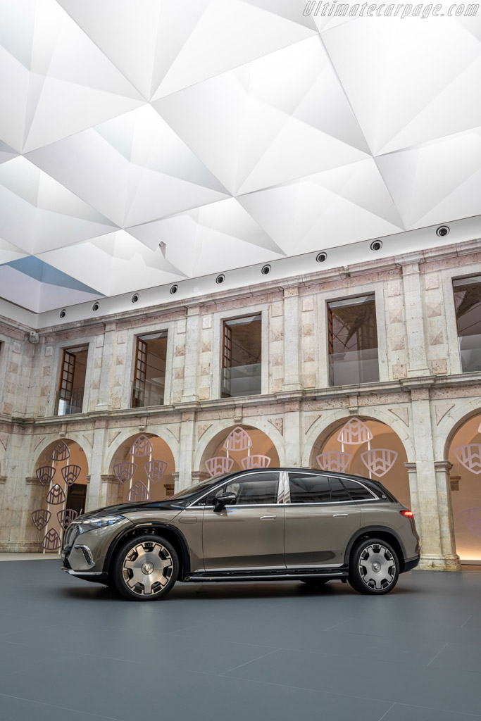 Mercedes-Maybach EQS 680