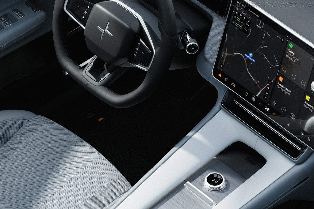Polestar 4
