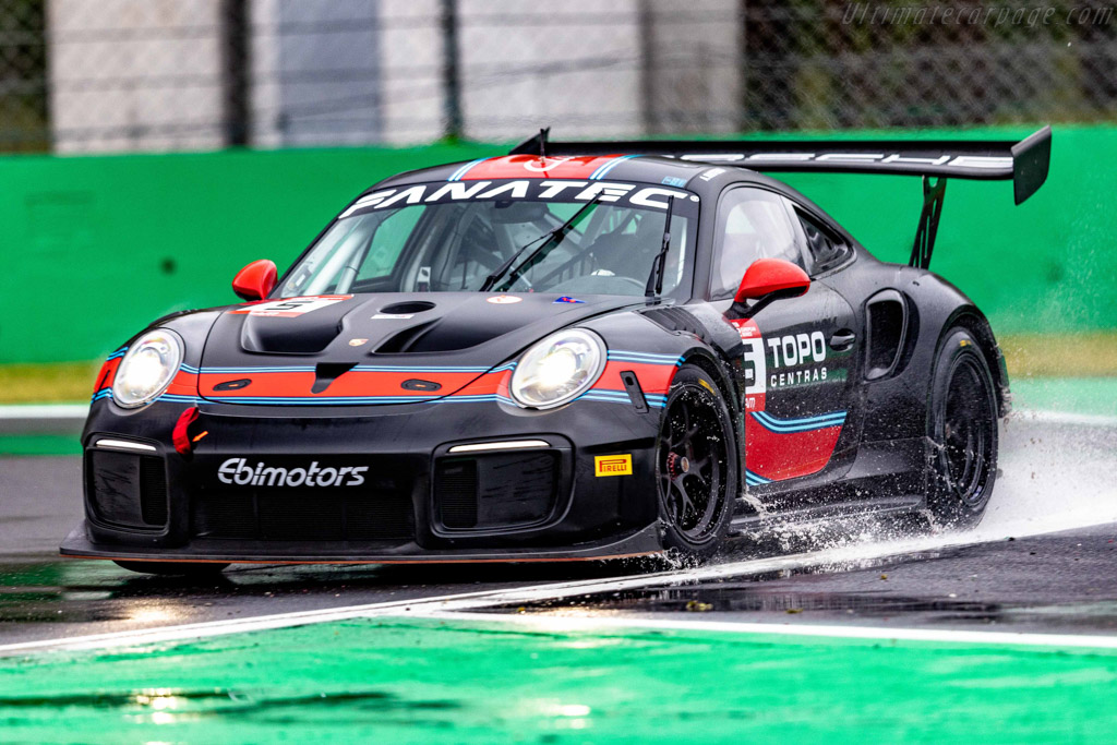 Porsche 911 GT2 RS Clubsport Evo