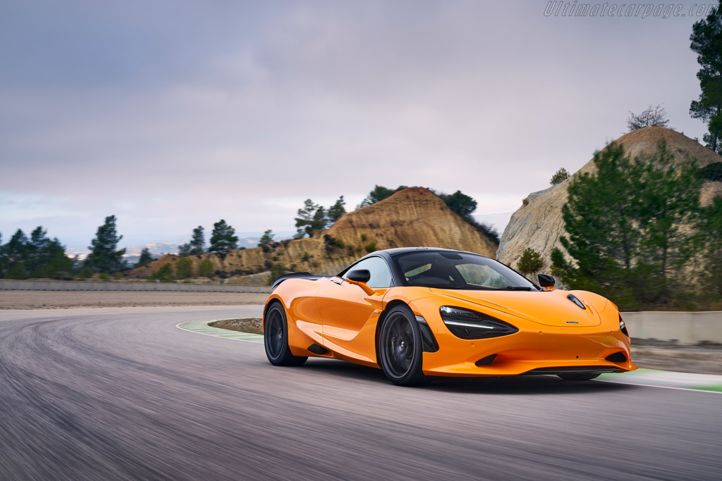 McLaren 750S Coupé