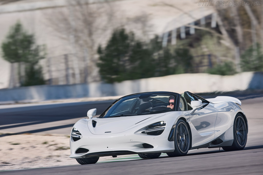 McLaren 750S Spider