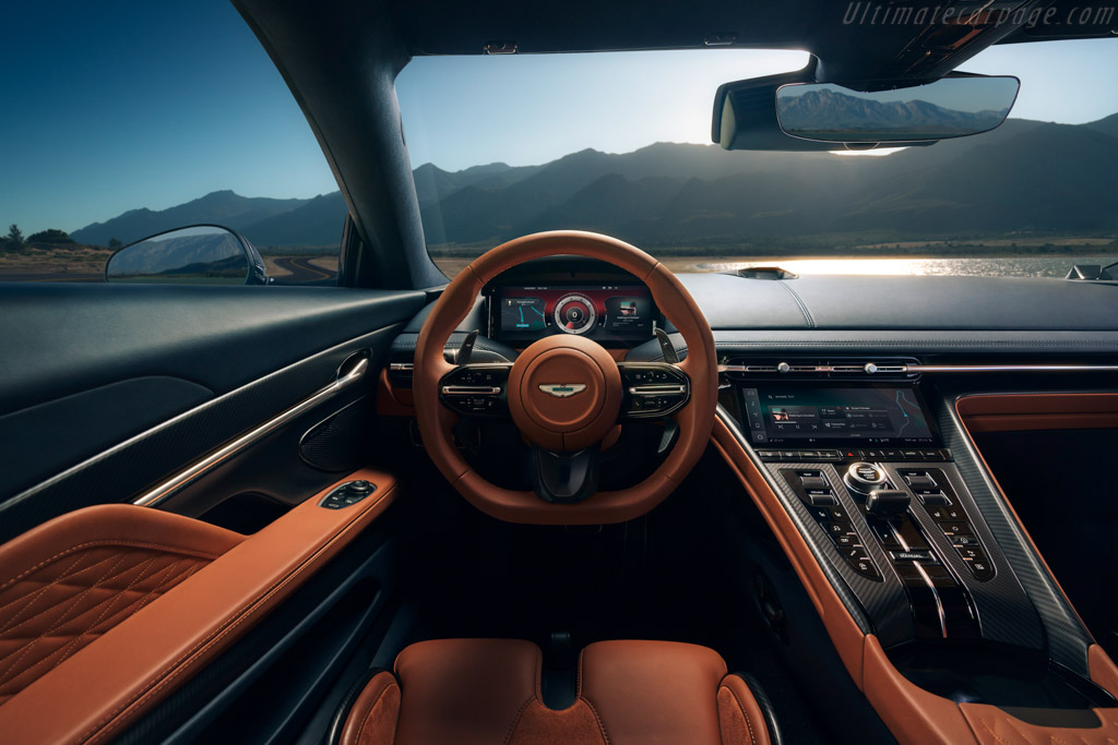 Aston Martin DB12 Coupe