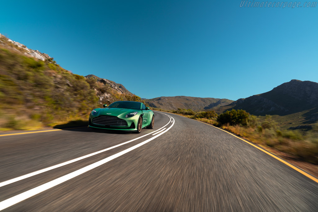 Aston Martin DB12 Coupe