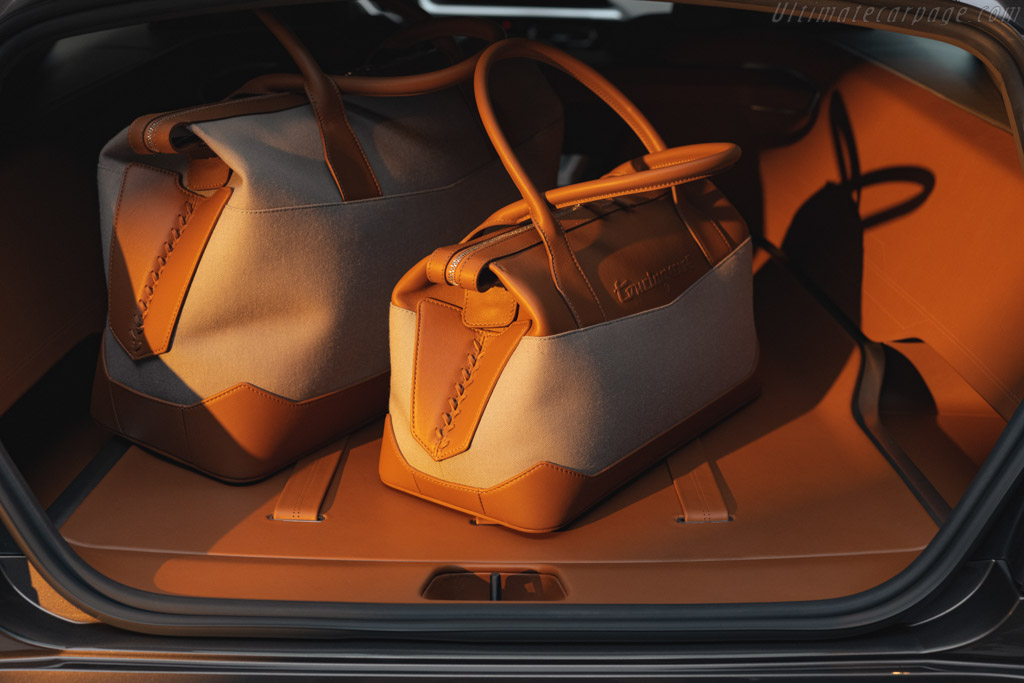 BMW Concept Touring Coupé
