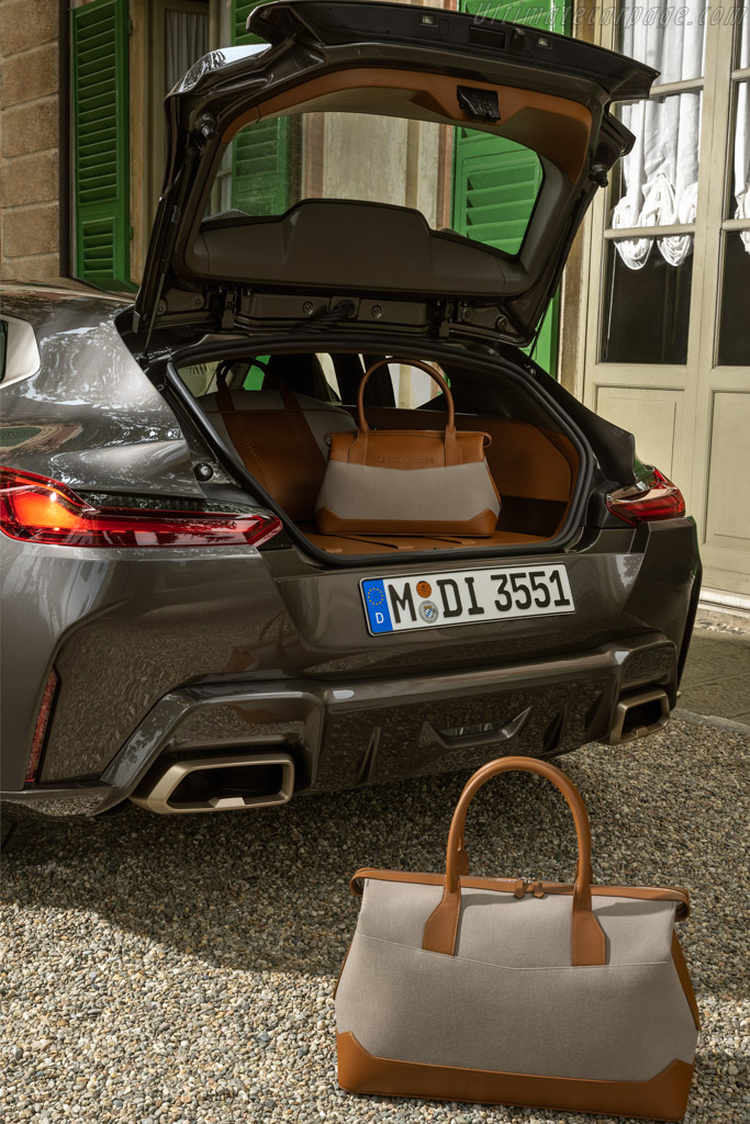 BMW Concept Touring Coupé