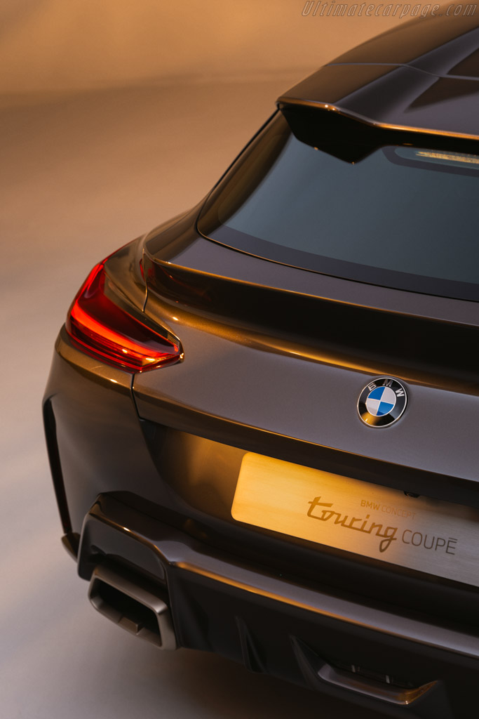 BMW Concept Touring Coupé