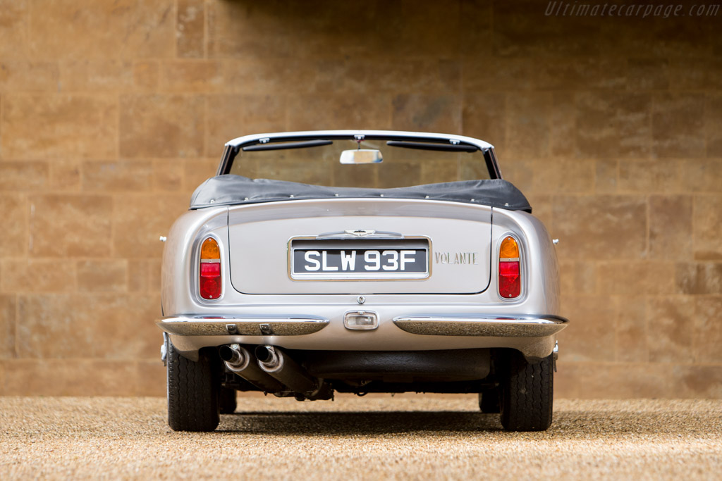 Aston Martin DB6 Volante