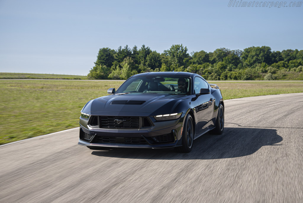 Ford Mustang Black Horse R
