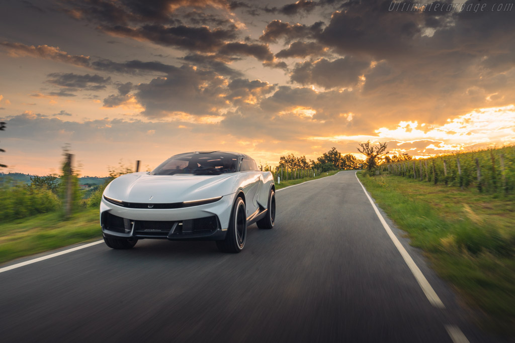 Automobili Pininfarina Vision Pura