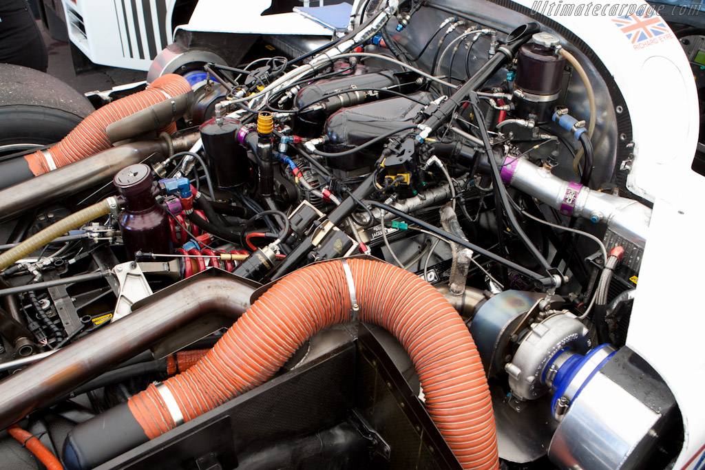 Jaguar XJR-16 - Chassis: JV6 C 191  - 2010 24 Hours of Le Mans