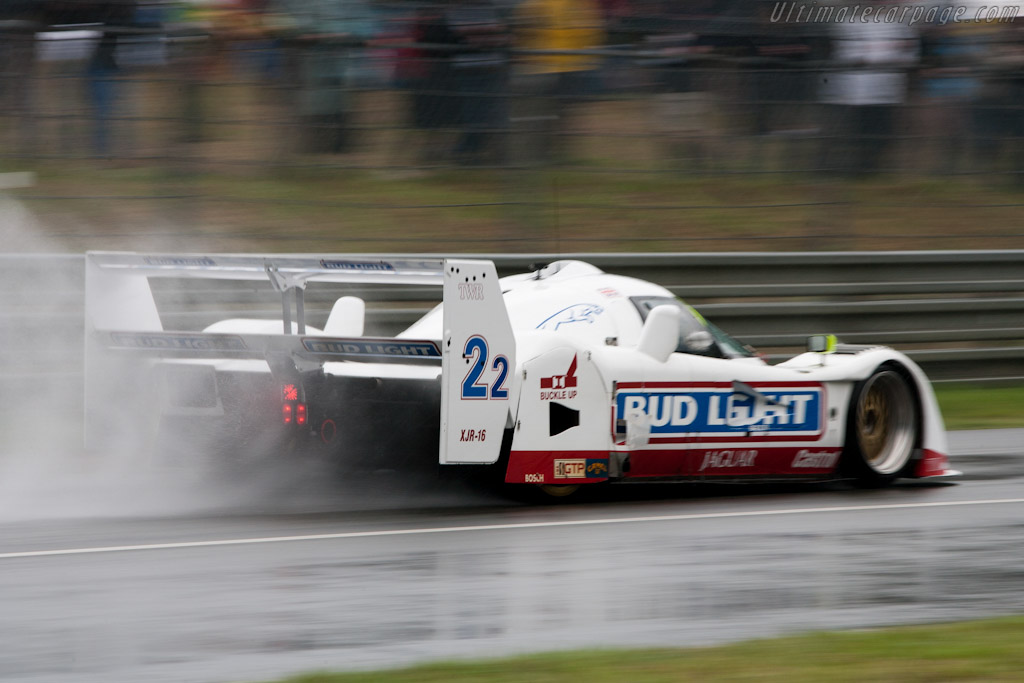 Jaguar XJR-16 - Chassis: JV6 C 191  - 2010 24 Hours of Le Mans