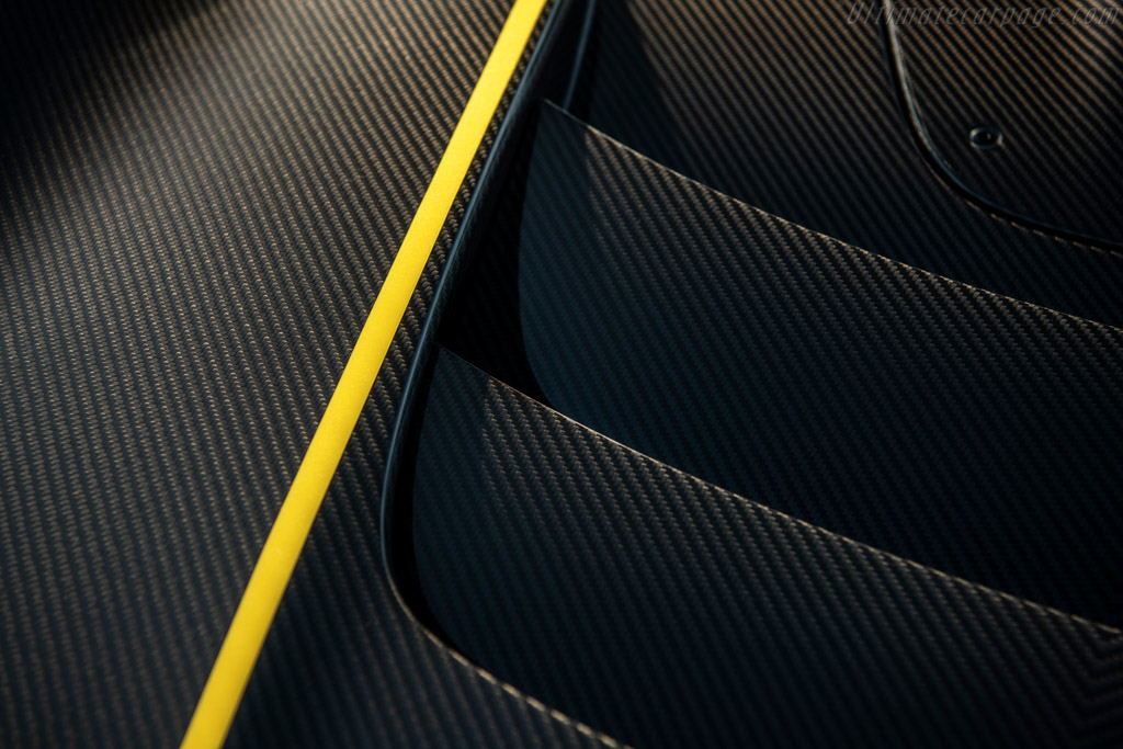 Hennessey Venom F5 Revolution Roadster