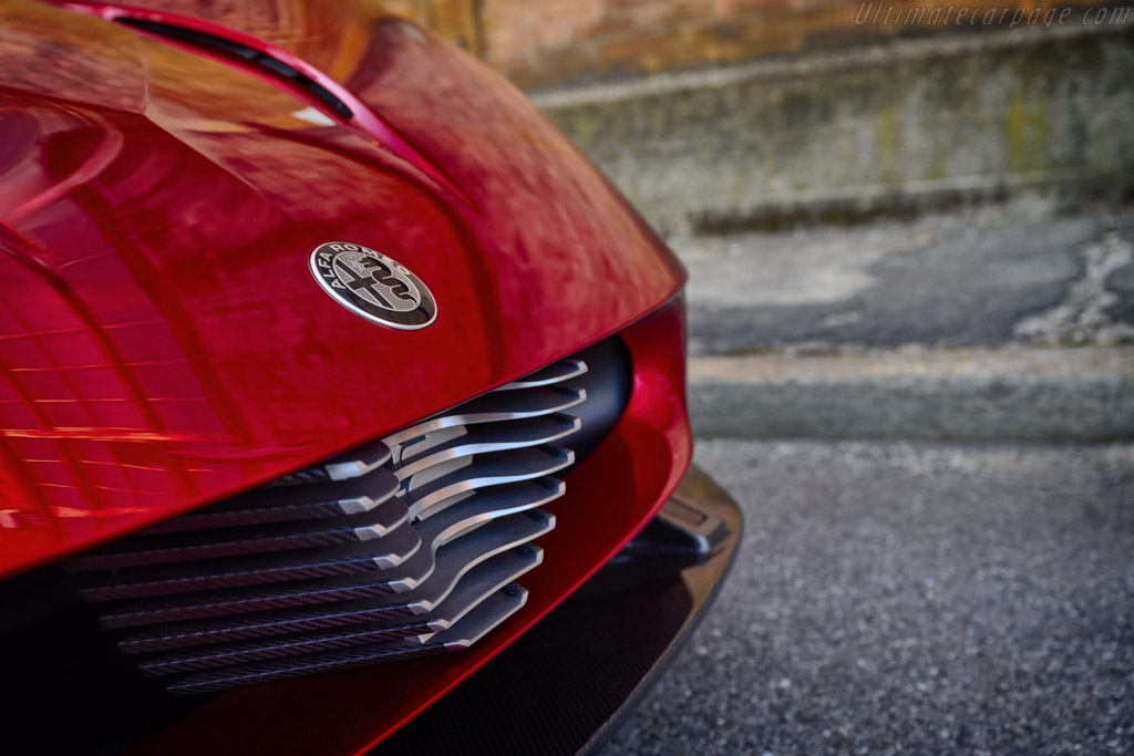 Alfa Romeo 33 Stradale