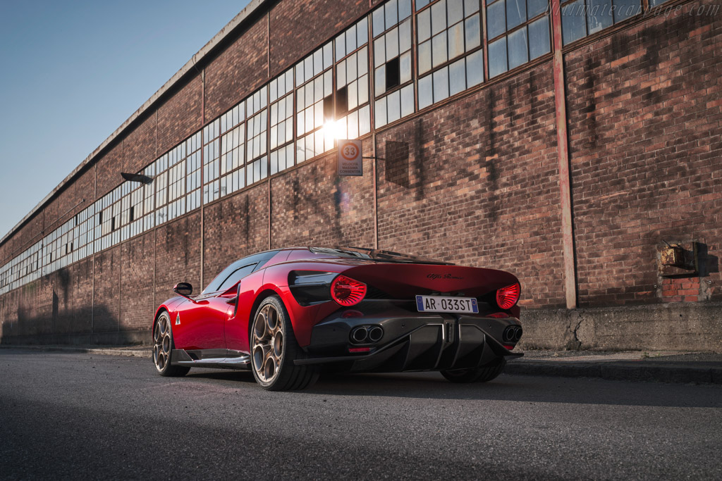 Alfa Romeo 33 Stradale