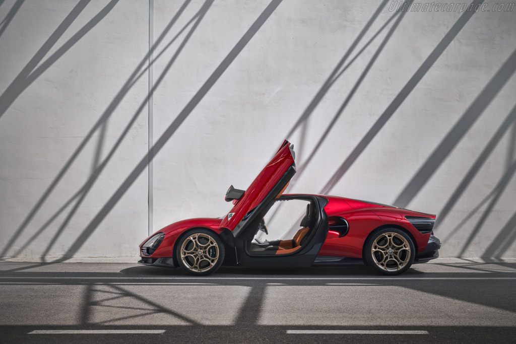 Alfa Romeo 33 Stradale