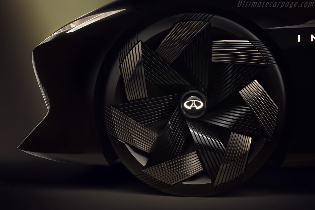 Infiniti Vision Qe