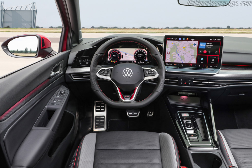 Volkswagen Golf GTI