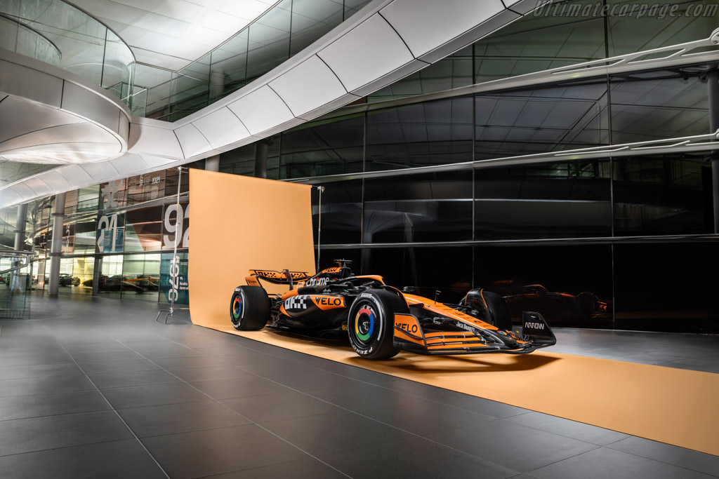 McLaren MCL38 Mercedes